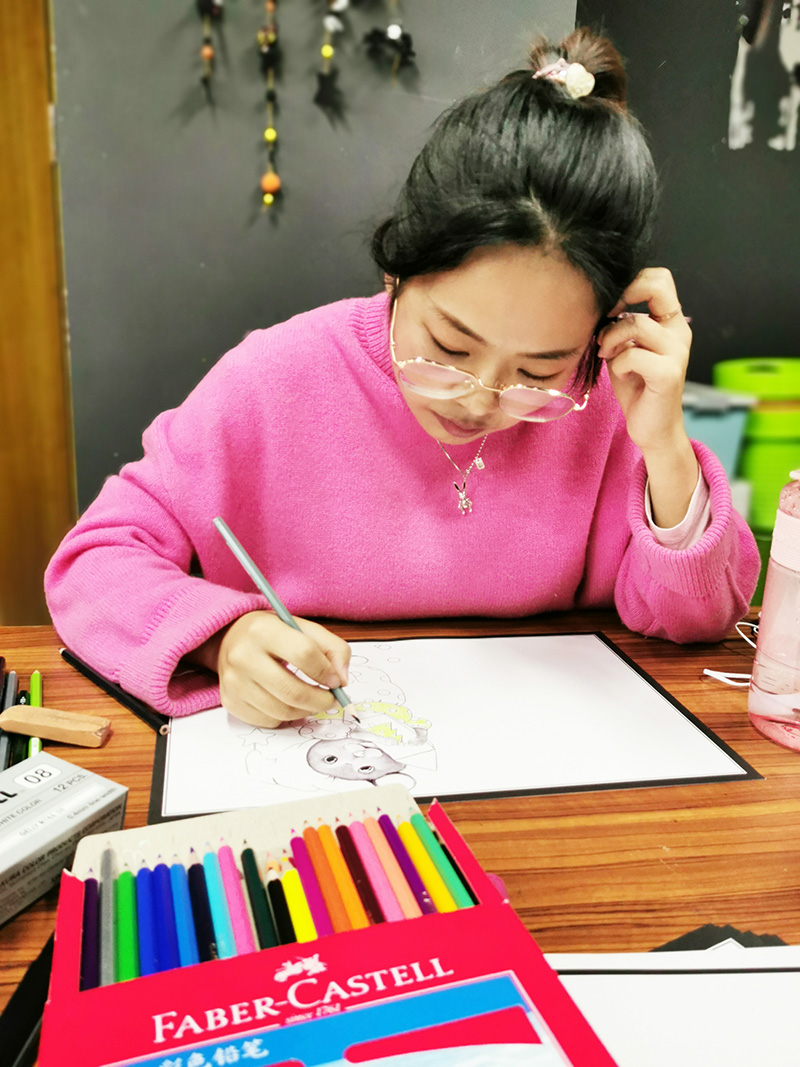希望美术教育的老师认真备课