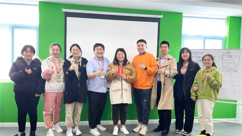 希望美术教育新学期教师教学能力提升培训会成功举办！